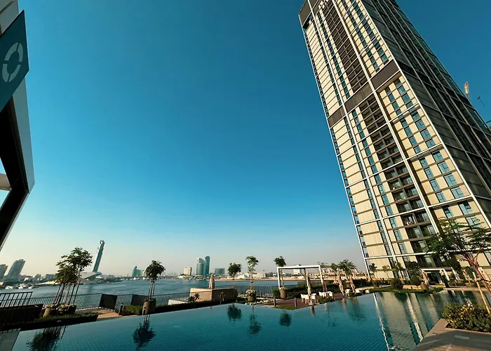 Luxury 2-Bedroom Apt With Spectacular Sea Views